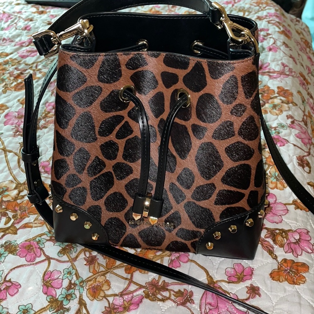 Michael kors animal print purse